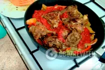 Курка, тушкована з болгарським перцем - Крок 10 Курка, тушкована з болгарським перцем - Крок 10