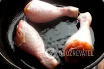 Тушкована курка з грибами та вершками - Крок 1 Тушкована курка з грибами та вершками - Крок 1