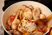 Курка, тушкована з грибами та овочами - Крок 10 Курка, тушкована з грибами та овочами - Крок 10