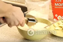 Тушкована курка в молоці з часником - Крок 4 Тушкована курка в молоці з часником - Крок 4
