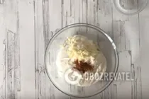 Тушеная курица в сметане с чесноком и луком - Шаг 6 Тушеная курица в сметане с чесноком и луком - Шаг 6