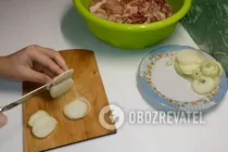 Курка в банці з картоплею та морквою - Крок 2 Курка в банці з картоплею та морквою - Крок 2