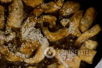 Жареное куриное филе с соевым соусом - Шаг 6 Жареное куриное филе с соевым соусом - Шаг 6