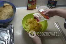 Утка, фаршированная картофелем - Шаг 2 Утка, фаршированная картофелем - Шаг 2
