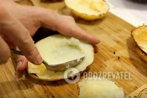 Курица на бутылке с картошкой - Шаг 8 Курица на бутылке с картошкой - Шаг 8