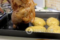 Курица на бутылке с картошкой - Шаг 4 Курица на бутылке с картошкой - Шаг 4