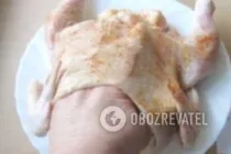 Курица, фаршированная грибами и сыром - Шаг 5 Курица, фаршированная грибами и сыром - Шаг 5
