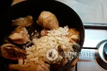 Тушкована курка з картоплею - Крок 3 Тушкована курка з картоплею - Крок 3