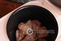Тушеная курица в мультиварке - Шаг 4 Тушеная курица в мультиварке - Шаг 4