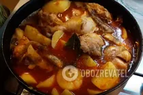 Тушкована курка з картоплею - Крок 8 Тушкована курка з картоплею - Крок 8