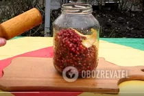 Гранатовый ликер с цедрой грейпфрута - Шаг 2 Гранатовый ликер с цедрой грейпфрута - Шаг 2