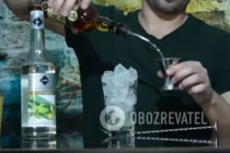 Коктейль с ромом и ананасовым соком - Шаг 3 Коктейль с ромом и ананасовым соком - Шаг 3