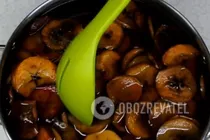 Узвар з медом і чорносливом - Крок 5 Узвар з медом і чорносливом - Крок 5