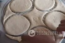 Кальцоне з дріжджового тіста - Крок 11 Кальцоне з дріжджового тіста - Крок 11