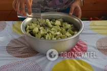 Мариновані кабачки на зиму із зеленню - Крок 5 Мариновані кабачки на зиму із зеленню - Крок 5