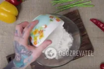 Кальцоне з ковбасою і болгарським перцем - Крок 2 Кальцоне з ковбасою і болгарським перцем - Крок 2