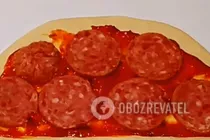 Кальцоне з ковбасою і печерицями - Крок 5 Кальцоне з ковбасою і печерицями - Крок 5
