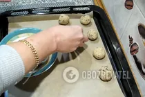Вівсяне печиво з шоколадом - Крок 10 Вівсяне печиво з шоколадом - Крок 10