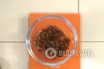 Вівсяне печиво з родзинками і патокою - Крок 2 Вівсяне печиво з родзинками і патокою - Крок 2