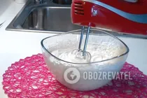 Ніжний меренговий рулет - Крок 4 Ніжний меренговий рулет - Крок 4
