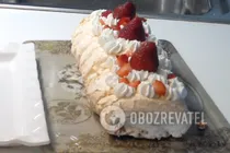 Ніжний меренговий рулет - Крок 9 Ніжний меренговий рулет - Крок 9
