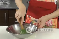 Рулет с луком и яйцами - Шаг 3 Рулет с луком и яйцами - Шаг 3