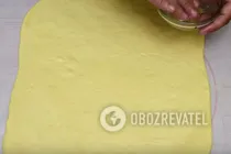 Простой ореховый рулет - Шаг 6 Простой ореховый рулет - Шаг 6
