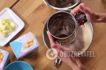 Шоколадний рулет із вишнею - Крок 6 Шоколадний рулет із вишнею - Крок 6