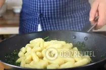 Ньокі з брусничним соусом - Крок 7 Ньокі з брусничним соусом - Крок 7