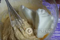 Рулет із полуницею й вершками - Крок 5 Рулет із полуницею й вершками - Крок 5