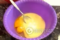 Рулет зі згущеним молоком - Крок 1 Рулет зі згущеним молоком - Крок 1