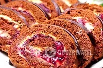 Шоколадный рулет с ягодами - Шаг 14 Шоколадный рулет с ягодами - Шаг 14
