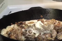 Фрикасе с шампиньонами - Шаг 7 Фрикасе с шампиньонами - Шаг 7