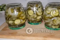 Хрустящий салат из огурцов и лука - Шаг 7 Хрустящий салат из огурцов и лука - Шаг 7
