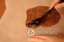 Быстрые козинаки из кунжута - Шаг 4 Быстрые козинаки из кунжута - Шаг 4