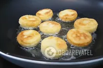 Творожные баурсаки - Шаг 7 Творожные баурсаки - Шаг 7
