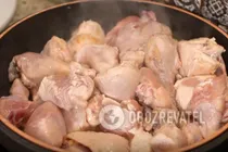Чахохбілі з томатним соусом - Крок 1 Чахохбілі з томатним соусом - Крок 1