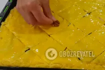 Пахлава з родзинками і горіхами - Крок 14 Пахлава з родзинками і горіхами - Крок 14