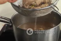 Луковый суп с курицей и гвоздикой - Шаг 12 Луковый суп с курицей и гвоздикой - Шаг 12