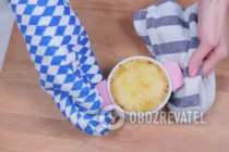 Луковый суп с сыром и тимьяном - Шаг 7 Луковый суп с сыром и тимьяном - Шаг 7