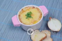 Луковый суп с сыром и тимьяном - Шаг 8 Луковый суп с сыром и тимьяном - Шаг 8