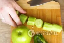 Испанский гаспачо с яблоком - Шаг 2 Испанский гаспачо с яблоком - Шаг 2