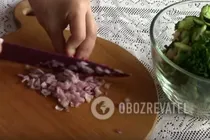 Салат с копченым кальмаром - Шаг 6 Салат с копченым кальмаром - Шаг 6