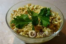 Салат с кальмарами консервированными - Шаг 7 Салат с кальмарами консервированными - Шаг 7