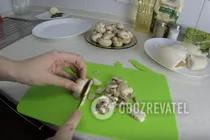 Салат с кальмарами и шампиньонами - Шаг 2 Салат с кальмарами и шампиньонами - Шаг 2