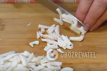 Салат с кальмарами на Новый год - Шаг 5 Салат с кальмарами на Новый год - Шаг 5