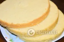 Бисквитный торт с фруктами и творожным кремом - Шаг 5 Бисквитный торт с фруктами и творожным кремом - Шаг 5