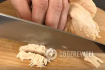 Салат "Наречена" з вареною куркою - Крок 3 Салат "Наречена" з вареною куркою - Крок 3
