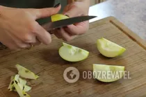 Салат з вареною куркою та яблуком - Крок 2 Салат з вареною куркою та яблуком - Крок 2