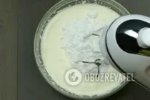 Торт без выпечки из печенья и сметаны - Шаг 3 Торт без выпечки из печенья и сметаны - Шаг 3